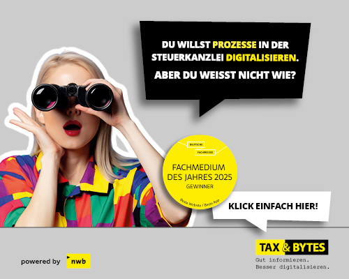 Frau mit Fernglas - Thema: tax&bytes Digitalisierung in der Steuerbranche